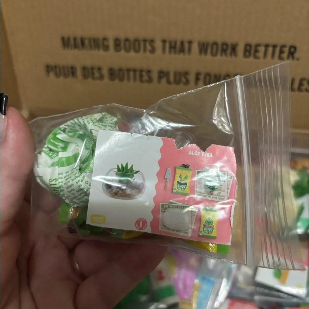 Plant Set - Make It Mini - Picture 4 of 4